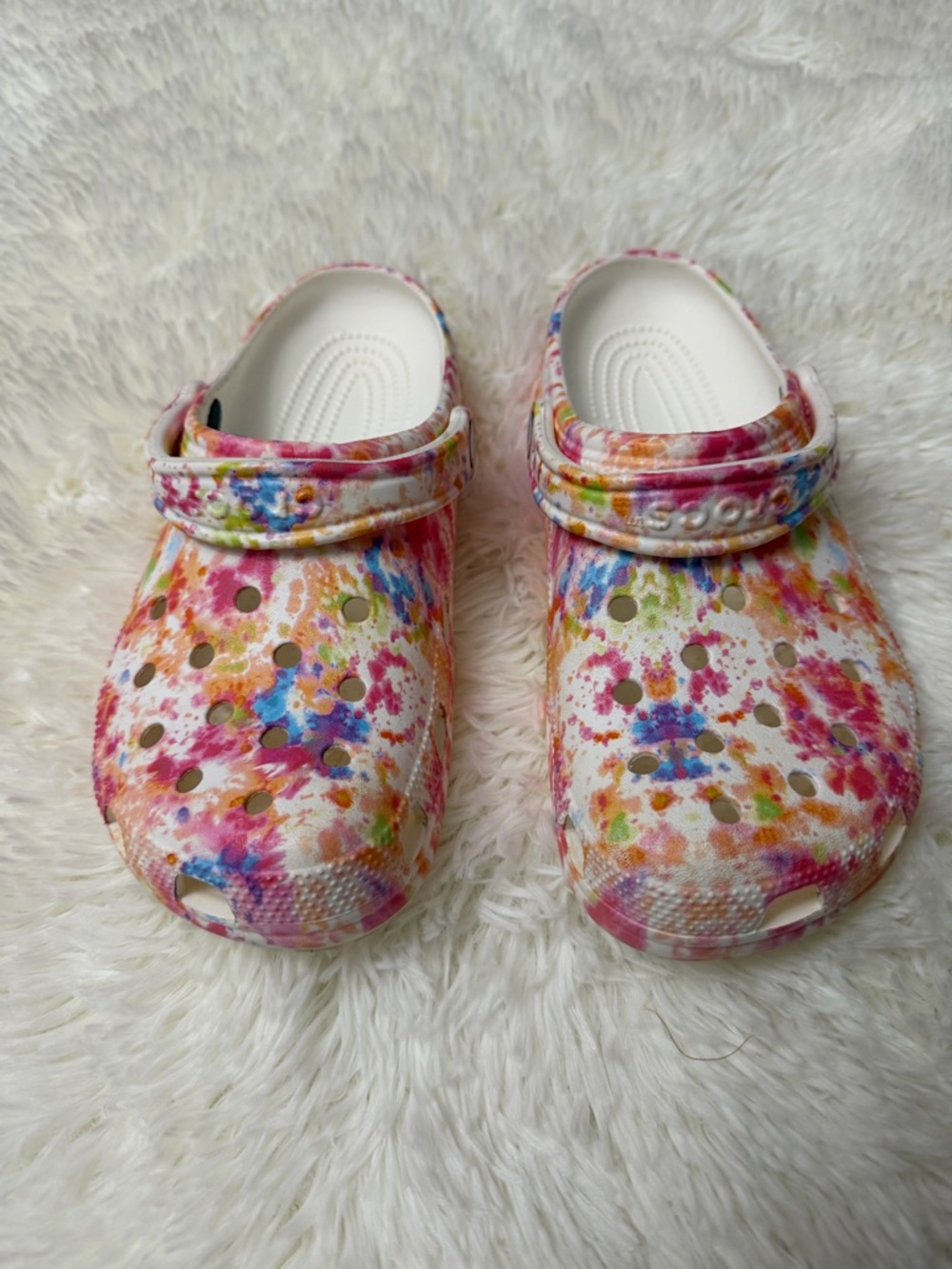Women Tie-Dye Crocs Clog Sandals - White Multicolor Size 9 - Picture 3 of 9